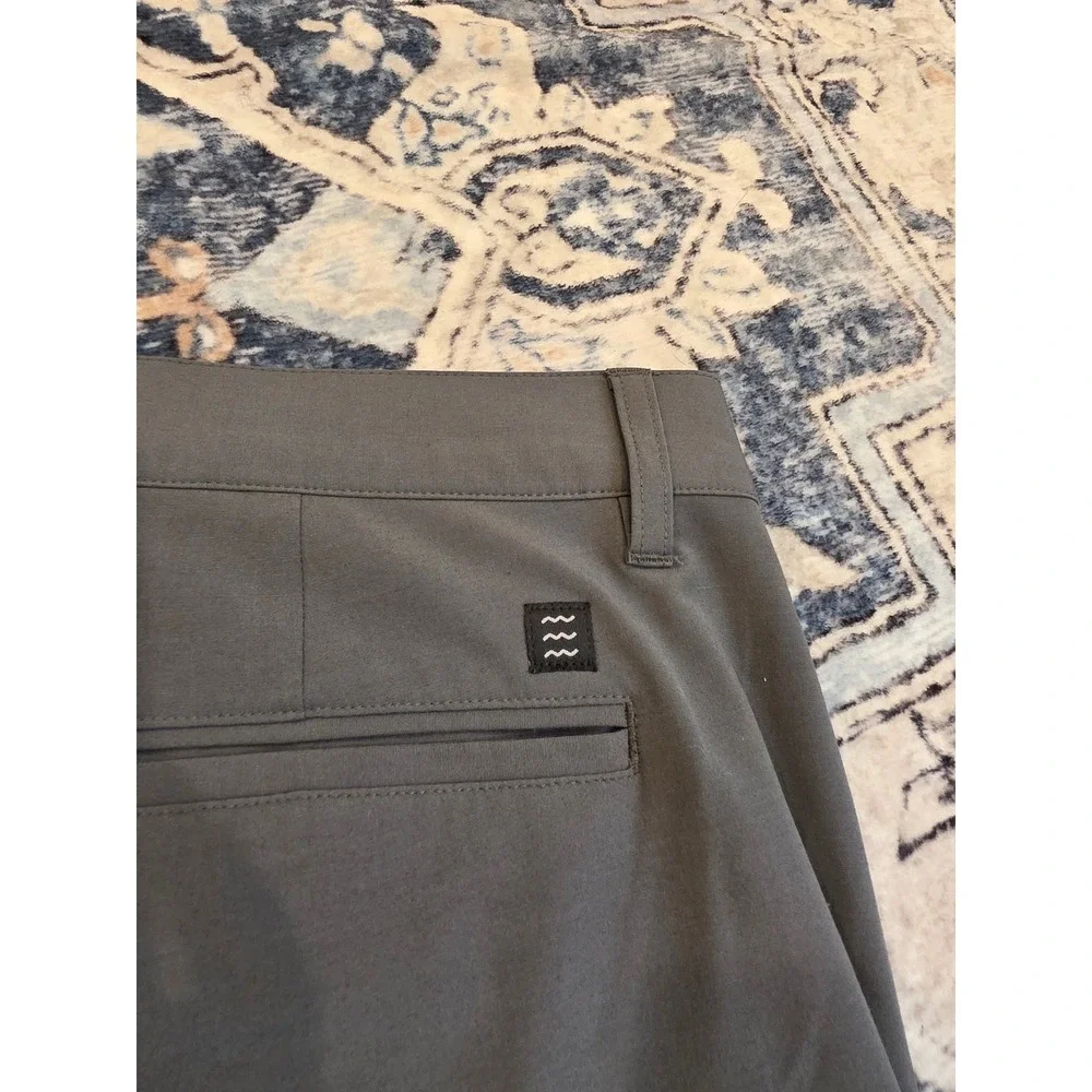 Free Fly Men's Size 36 Performance‎ Lightweight Gray Hybrid Summer Shorts